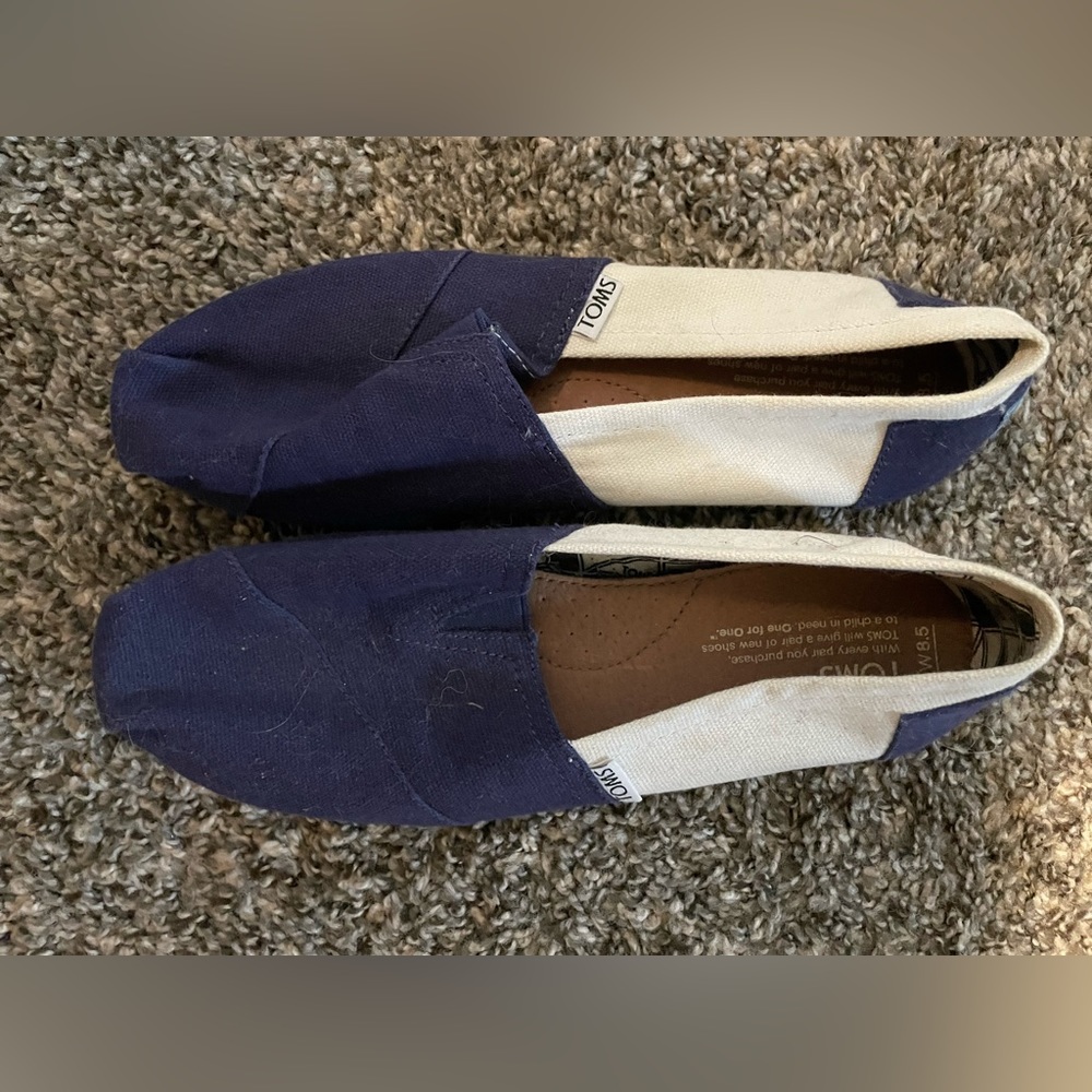 Toms Slip On